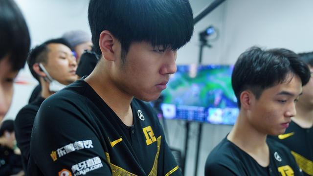 则更注重冰 则更注重冰